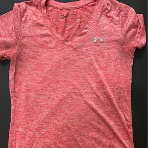 Women’s Under Armor Workout Shirt